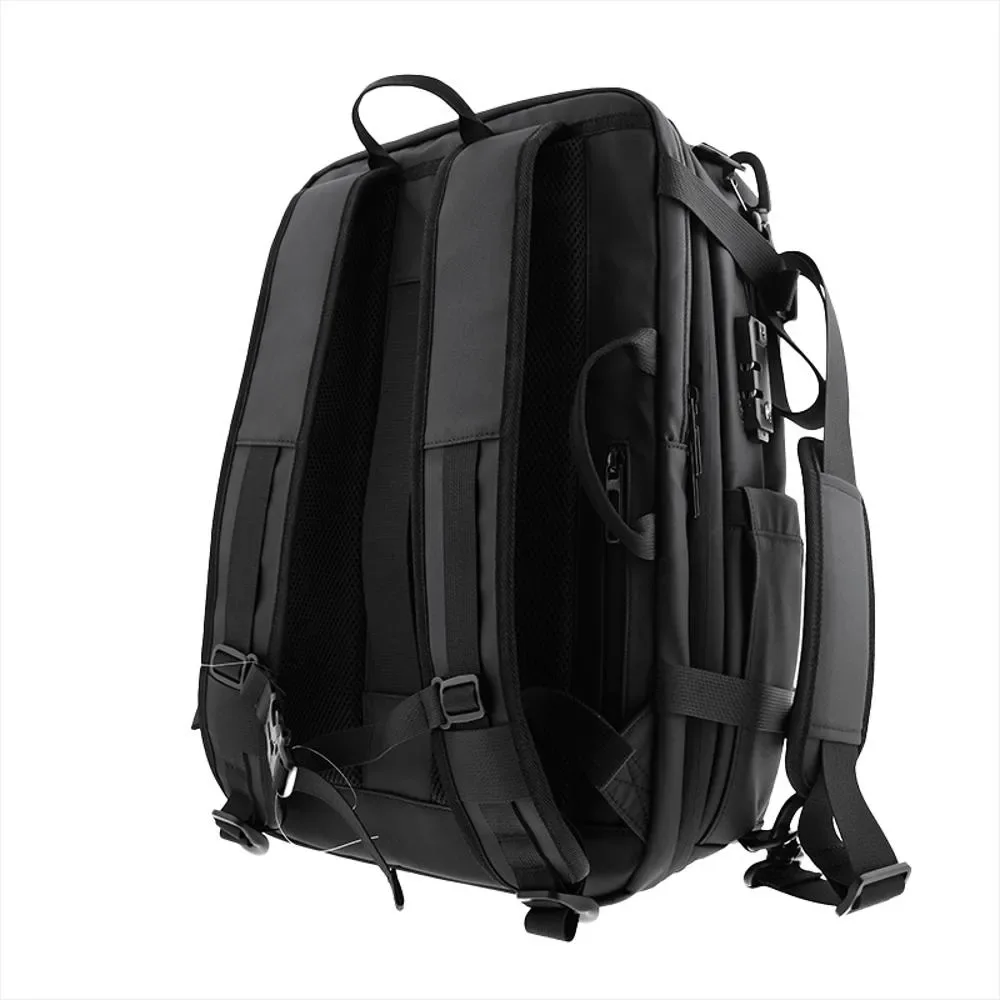 Klip Xtreme - Notebook Carrying Backpack - 17" - Polyester - Negro - Travel Water Resistant